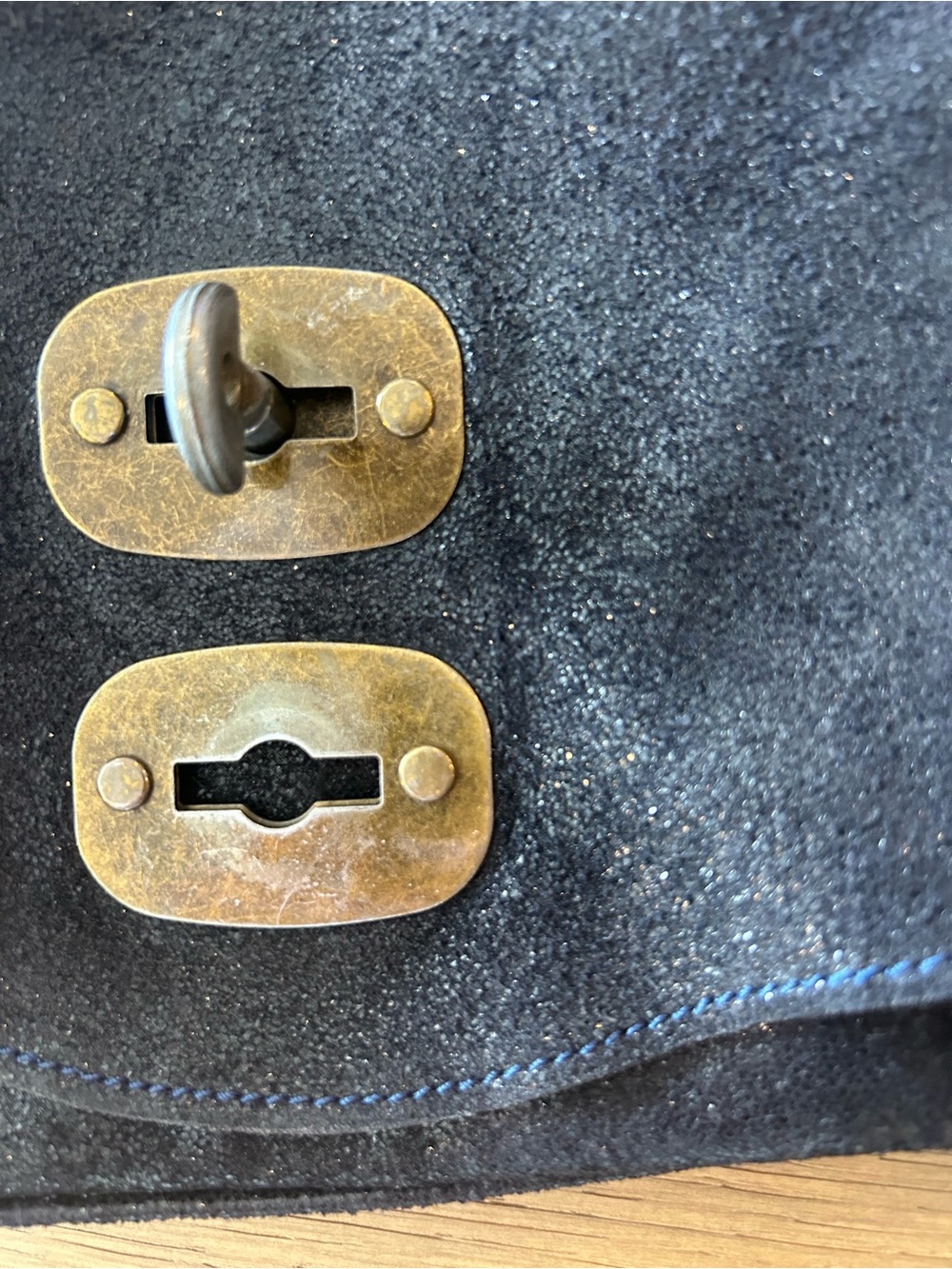 Merci Marie Suede Satchel Made in Italy - Picture 3 of 15